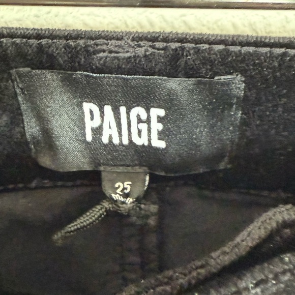 NWOT PAIGE Cindy Straight Leg Pants Twisted Seam Black Velvet Casual Women’s 25 - Picture 9 of 14